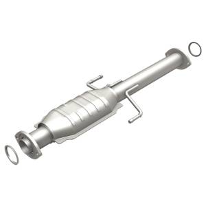 MagnaFlow Exhaust Products - MagnaFlow Exhaust Products HM Grade Direct-Fit Catalytic Converter 23770 - Image 2