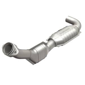 MagnaFlow Exhaust Products - MagnaFlow Exhaust Products HM Grade Direct-Fit Catalytic Converter 93152 - Image 1