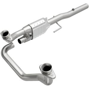 MagnaFlow Exhaust Products - MagnaFlow Exhaust Products HM Grade Direct-Fit Catalytic Converter 23285 - Image 2