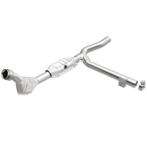 MagnaFlow Exhaust Products California Direct-Fit Catalytic Converter 447142