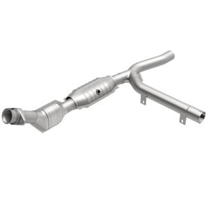 MagnaFlow Exhaust Products California Direct-Fit Catalytic Converter 447146