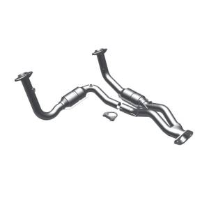 MagnaFlow Exhaust Products - MagnaFlow Exhaust Products OEM Grade Direct-Fit Catalytic Converter 49444 - Image 2