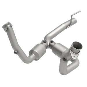 MagnaFlow Exhaust Products - MagnaFlow Exhaust Products OEM Grade Direct-Fit Catalytic Converter 49494 - Image 1