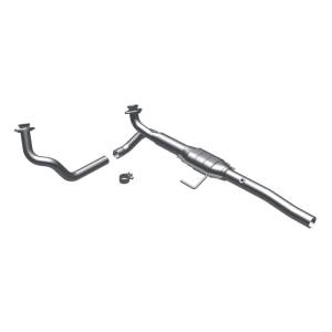 MagnaFlow Exhaust Products - MagnaFlow Exhaust Products HM Grade Direct-Fit Catalytic Converter 23500 - Image 1