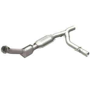 MagnaFlow Exhaust Products - MagnaFlow Exhaust Products California Direct-Fit Catalytic Converter 447116 - Image 2