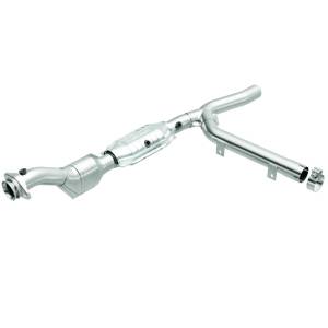 MagnaFlow Exhaust Products California Direct-Fit Catalytic Converter 447178