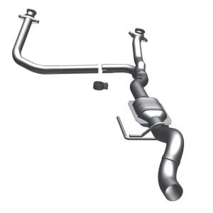 MagnaFlow Exhaust Products - MagnaFlow Exhaust Products OEM Grade Direct-Fit Catalytic Converter 49111 - Image 2