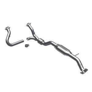 MagnaFlow Exhaust Products - MagnaFlow Exhaust Products OEM Grade Direct-Fit Catalytic Converter 49574 - Image 1