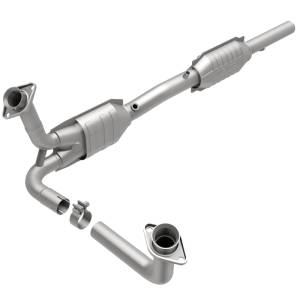 MagnaFlow Exhaust Products - MagnaFlow Exhaust Products HM Grade Direct-Fit Catalytic Converter 93324 - Image 1