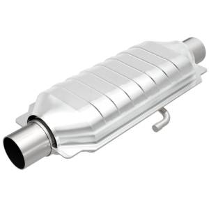 MagnaFlow Exhaust Products - MagnaFlow Exhaust Products Standard Grade Universal Catalytic Converter - 2.25in. 95015 - Image 3