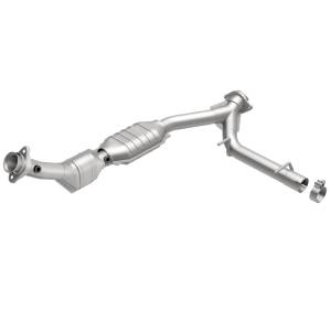 MagnaFlow Exhaust Products - MagnaFlow Exhaust Products OEM Grade Direct-Fit Catalytic Converter 51081 - Image 1