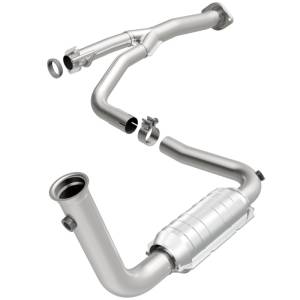 MagnaFlow Exhaust Products - MagnaFlow Exhaust Products OEM Grade Direct-Fit Catalytic Converter 49582 - Image 2