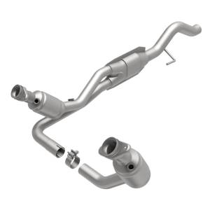 MagnaFlow Exhaust Products - MagnaFlow Exhaust Products HM Grade Direct-Fit Catalytic Converter 93181 - Image 2