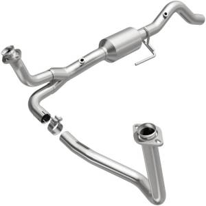 MagnaFlow Exhaust Products - MagnaFlow Exhaust Products California Direct-Fit Catalytic Converter 4451205 - Image 1