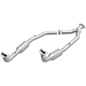MagnaFlow Exhaust Products California Direct-Fit Catalytic Converter 4551028