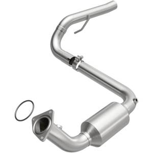 MagnaFlow Exhaust Products California Direct-Fit Catalytic Converter 4451418