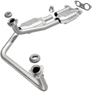 MagnaFlow Exhaust Products California Direct-Fit Catalytic Converter 4451453