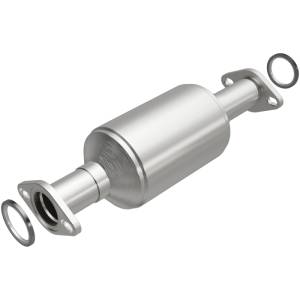MagnaFlow Exhaust Products California Direct-Fit Catalytic Converter 3391884