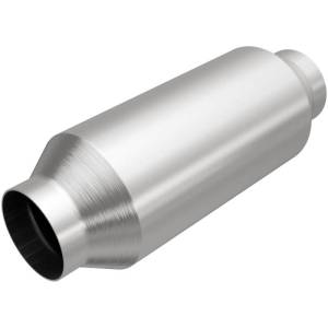 MagnaFlow Exhaust Products - MagnaFlow Exhaust Products California Universal Catalytic Converter - 2.5in. 5582406 - Image 1