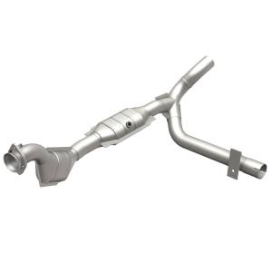 MagnaFlow Exhaust Products - MagnaFlow Exhaust Products HM Grade Direct-Fit Catalytic Converter 93629 - Image 1
