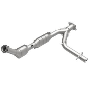 MagnaFlow Exhaust Products California Direct-Fit Catalytic Converter 458022
