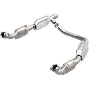 MagnaFlow Exhaust Products California Direct-Fit Catalytic Converter 458041