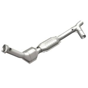 MagnaFlow Exhaust Products - MagnaFlow Exhaust Products HM Grade Direct-Fit Catalytic Converter 23322 - Image 1
