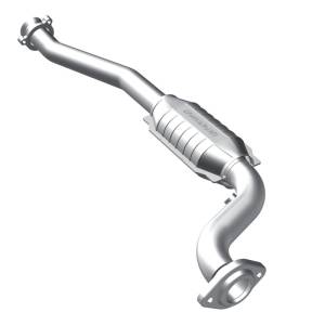 MagnaFlow Exhaust Products - MagnaFlow Exhaust Products OEM Grade Direct-Fit Catalytic Converter 49611 - Image 1