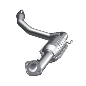 MagnaFlow Exhaust Products - MagnaFlow Exhaust Products OEM Grade Direct-Fit Catalytic Converter 49697 - Image 2