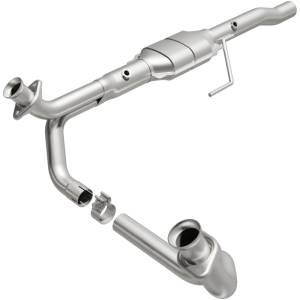MagnaFlow Exhaust Products - MagnaFlow Exhaust Products OEM Grade Direct-Fit Catalytic Converter 51149 - Image 3