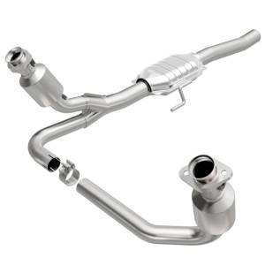MagnaFlow Exhaust Products - MagnaFlow Exhaust Products OEM Grade Direct-Fit Catalytic Converter 51337 - Image 2