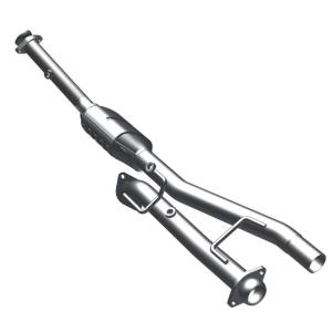 MagnaFlow Exhaust Products - MagnaFlow Exhaust Products OEM Grade Direct-Fit Catalytic Converter 51953 - Image 1