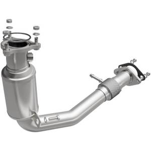 MagnaFlow Exhaust Products California Direct-Fit Catalytic Converter 5582941