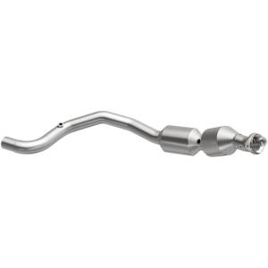 MagnaFlow Exhaust Products - MagnaFlow Exhaust Products OEM Grade Direct-Fit Catalytic Converter 21-535 - Image 1