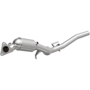 MagnaFlow Exhaust Products - MagnaFlow Exhaust Products OEM Grade Direct-Fit Catalytic Converter 52411 - Image 1