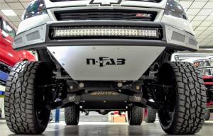 N-Fab M-RDS Front Bumper 15-17 Chevy Colorado - Tex. Black w/Silver Skid Plate - G151MRDS-TX