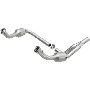 MagnaFlow Exhaust Products OEM Grade Direct-Fit Catalytic Converter 21-458