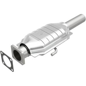 MagnaFlow Exhaust Products California Direct-Fit Catalytic Converter 3391229