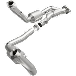 MagnaFlow Exhaust Products California Direct-Fit Catalytic Converter 5451709