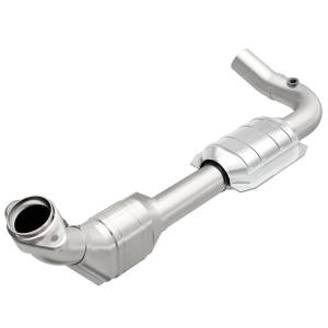 MagnaFlow Exhaust Products OEM Grade Direct-Fit Catalytic Converter 51433