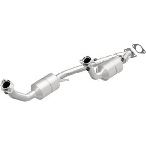 MagnaFlow Exhaust Products California Direct-Fit Catalytic Converter 4451353