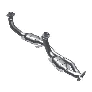 MagnaFlow Exhaust Products HM Grade Direct-Fit Catalytic Converter 23542