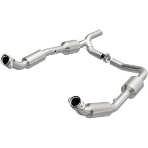 MagnaFlow Exhaust Products California Direct-Fit Catalytic Converter 5481640