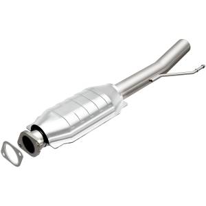 MagnaFlow Exhaust Products California Direct-Fit Catalytic Converter 457010