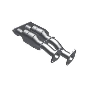 MagnaFlow Exhaust Products HM Grade Direct-Fit Catalytic Converter 23310