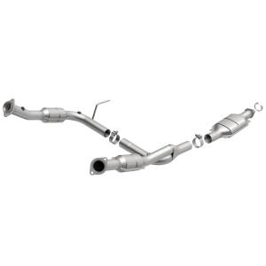 MagnaFlow Exhaust Products California Direct-Fit Catalytic Converter 447243
