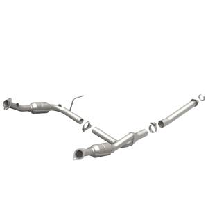 MagnaFlow Exhaust Products HM Grade Direct-Fit Catalytic Converter 93111