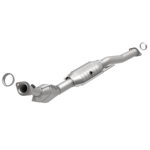 MagnaFlow Exhaust Products HM Grade Direct-Fit Catalytic Converter 24076