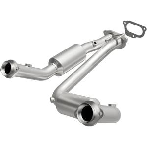 MagnaFlow Exhaust Products California Direct-Fit Catalytic Converter 5481682