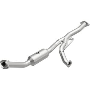 MagnaFlow Exhaust Products California Direct-Fit Catalytic Converter 5451678